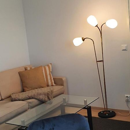 Moderni, Viihtyisae Pikkukaksio Saunalla Pori Exteriér fotografie